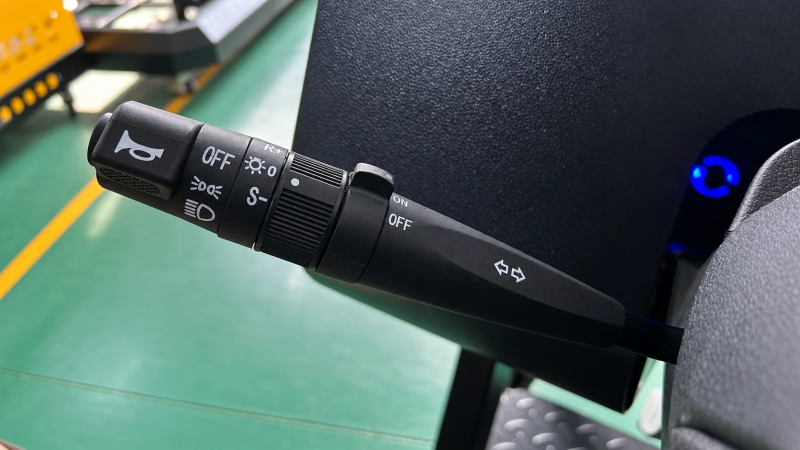 Lights and indicator stalk